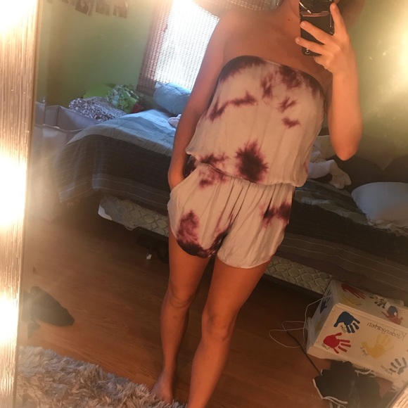 American Eagle (Don’t Ask Why) Tie-dye Romper - Picture 2 of 3